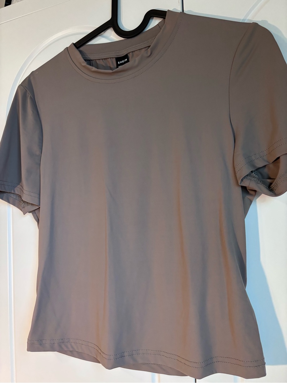 SHEIN Men’s Taupe Crewneck Short Sleeve Tee